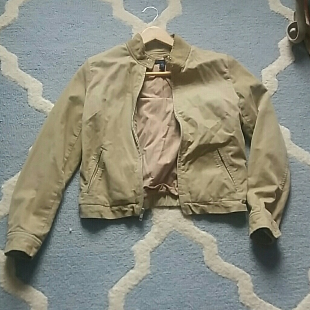 🗽 Gap Corduroy tan jacket